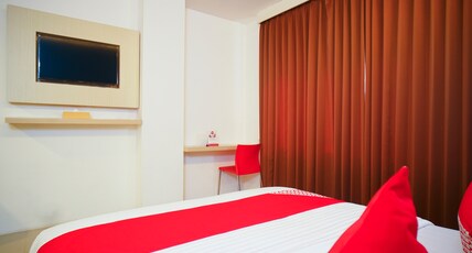 Collection O 166 Hotel Princess Room Type - Indonesia Deluxe Double