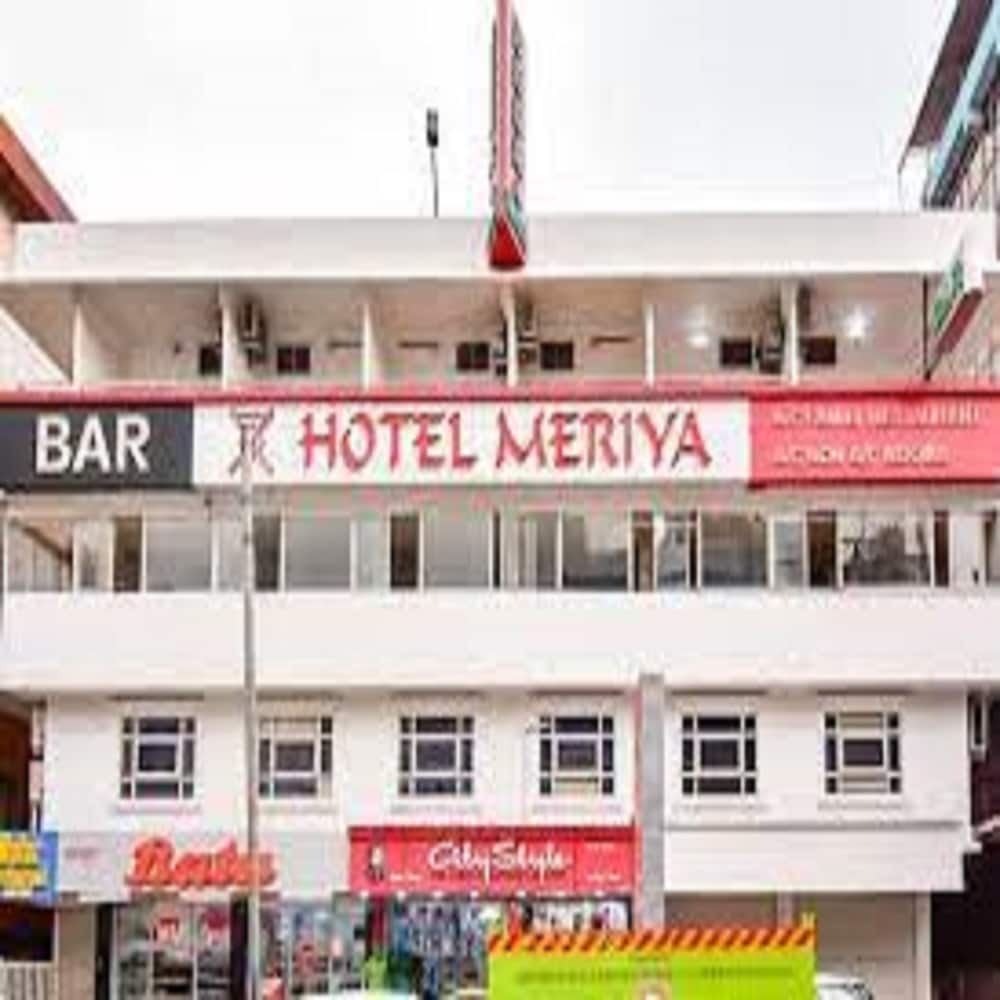 Hotel Meriya - Tap to explore photos