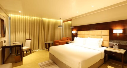 Citadel Sarovar Portico Bengaluru Room Type - Executive Room