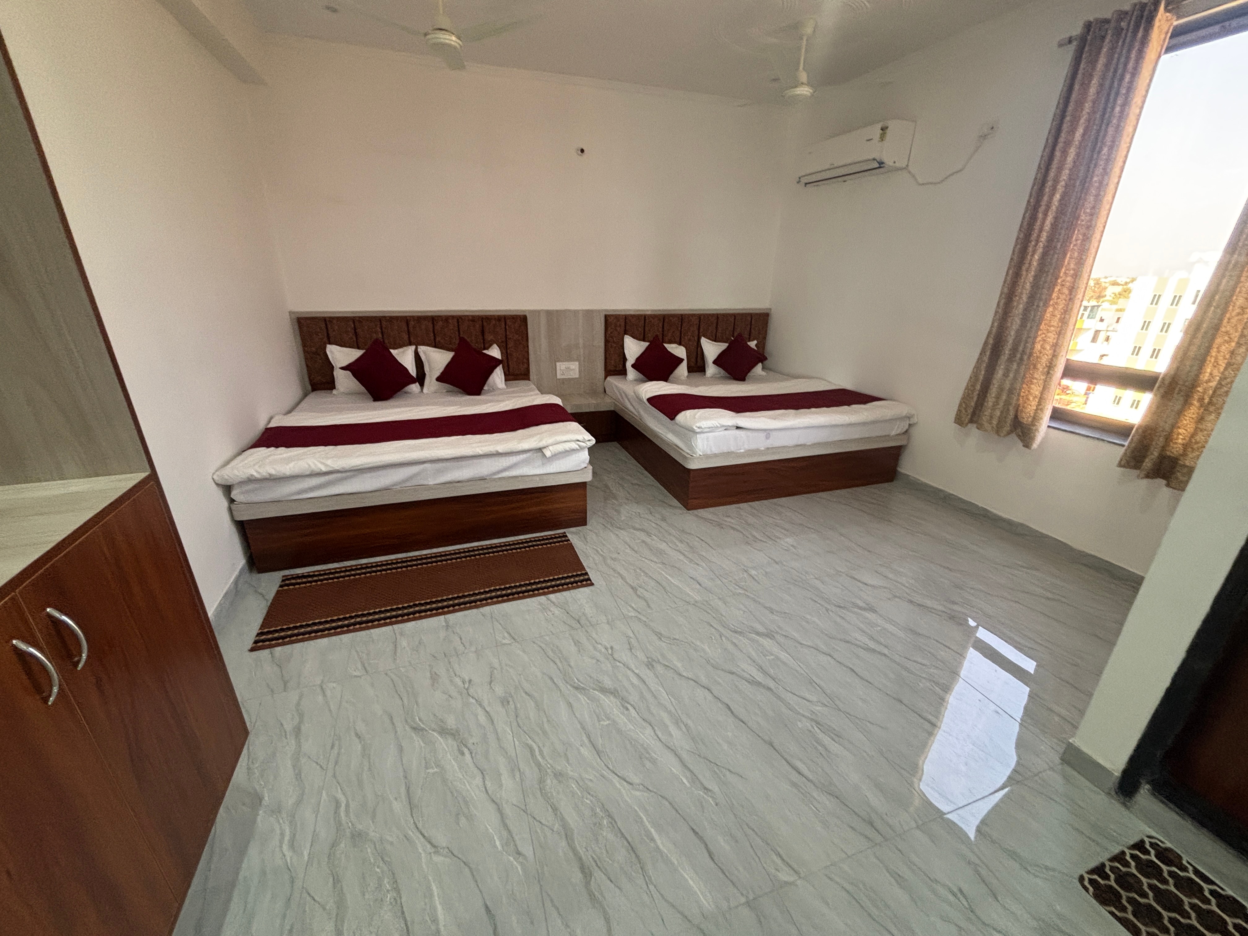 Shree Radhe Mohan Hotel (Family Rooms) Near Khatu Shyam Ji Temple - Tap to explore photos