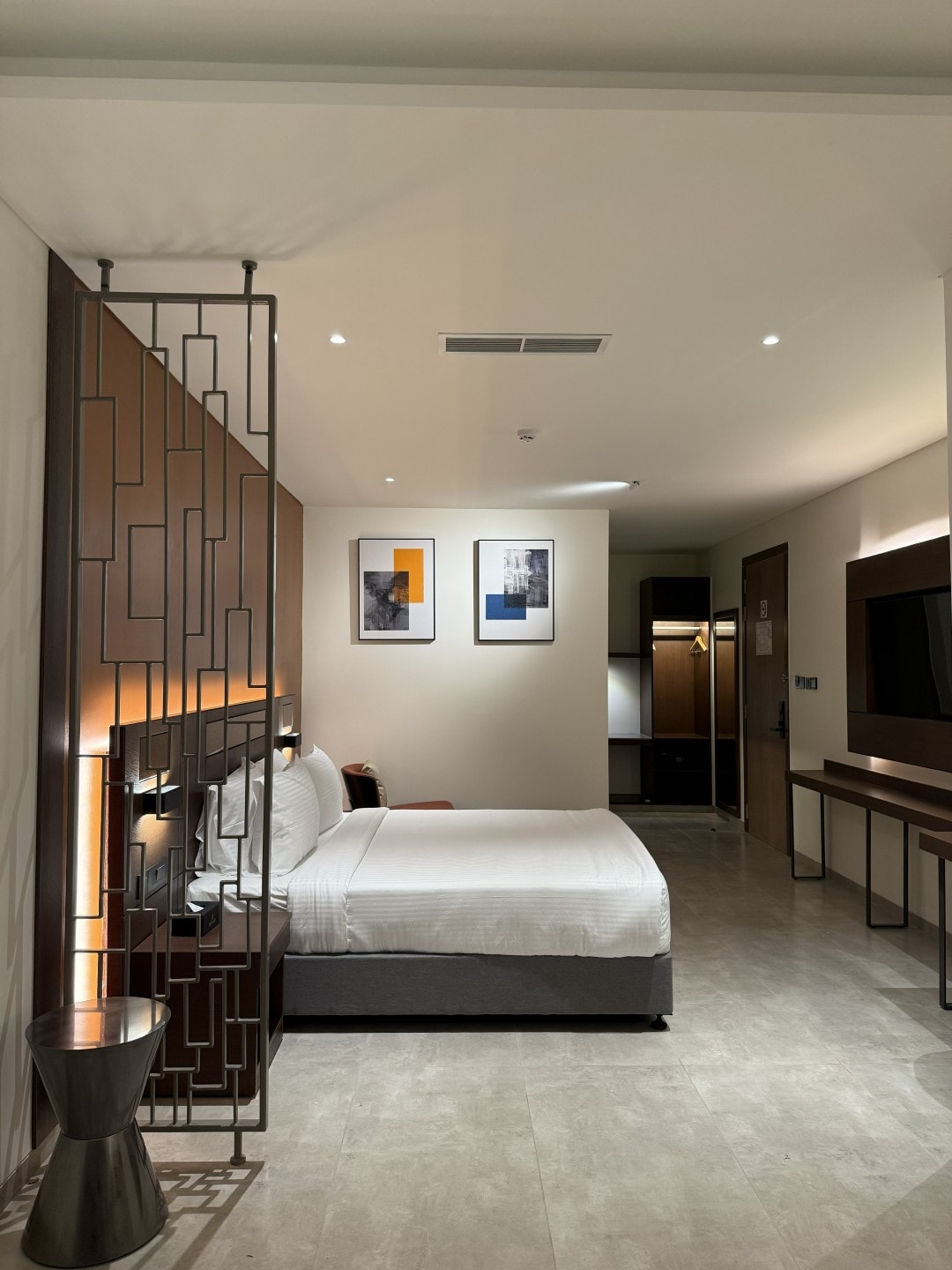 RG Grand Hotel & Convention - Manyata Tech Park - Tap to explore photos