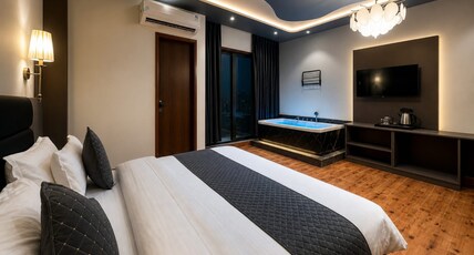 ZoukStayz Room Type - Premium Suite with Jacuzzi