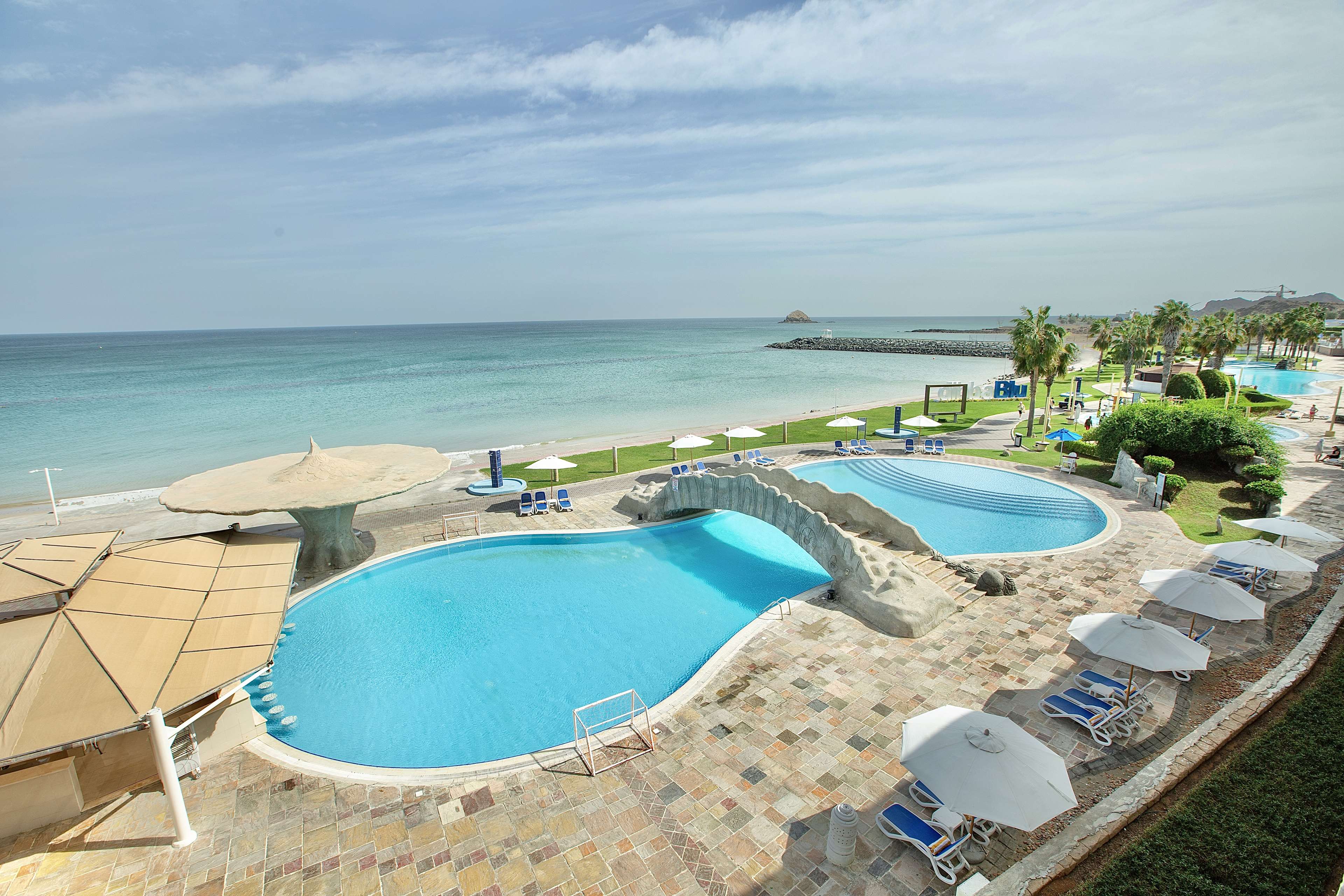 Radisson Blu Resort, Fujairah - Tap to explore photos