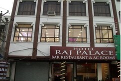 Hotel Raj Palace