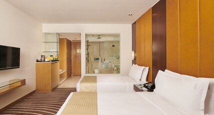 Holiday Inn Mumbai International Airport Room Type - 2 Single Standard Holiday Inn Mumbai International Airport Room Type - 2 Single Standard
