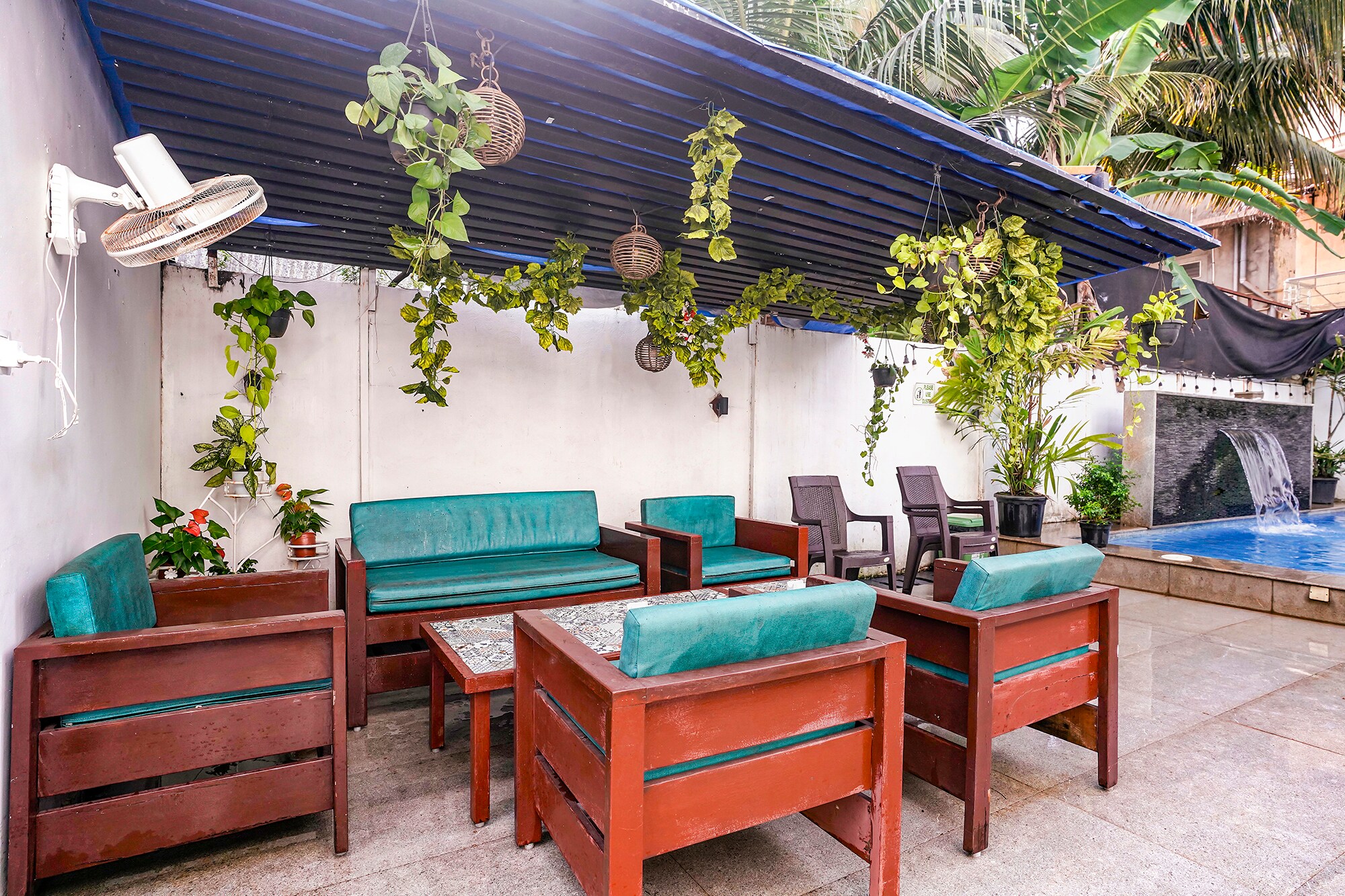 FabHotel X & Z - Nr. Calangute Beach - Tap to explore photos