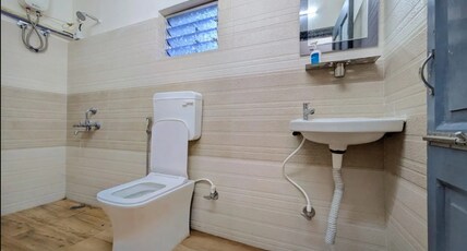 Jaltaranga Eco Resort Room Type - Bhim palosree (FOUR BEDED AC ROOM) Jaltaranga Eco Resort Room Type - Bhim palosree (FOUR BEDED AC ROOM)