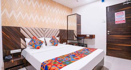 FabHotel Elvis International Room Type - Deluxe Room