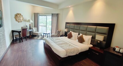 Monal Resort Room Type - Premium Room With Valley View