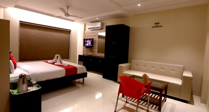 Hotel Khwaishh Presidency Room Type - Super Deluxe AC Room