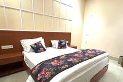 Mahamaya Lake View Resort