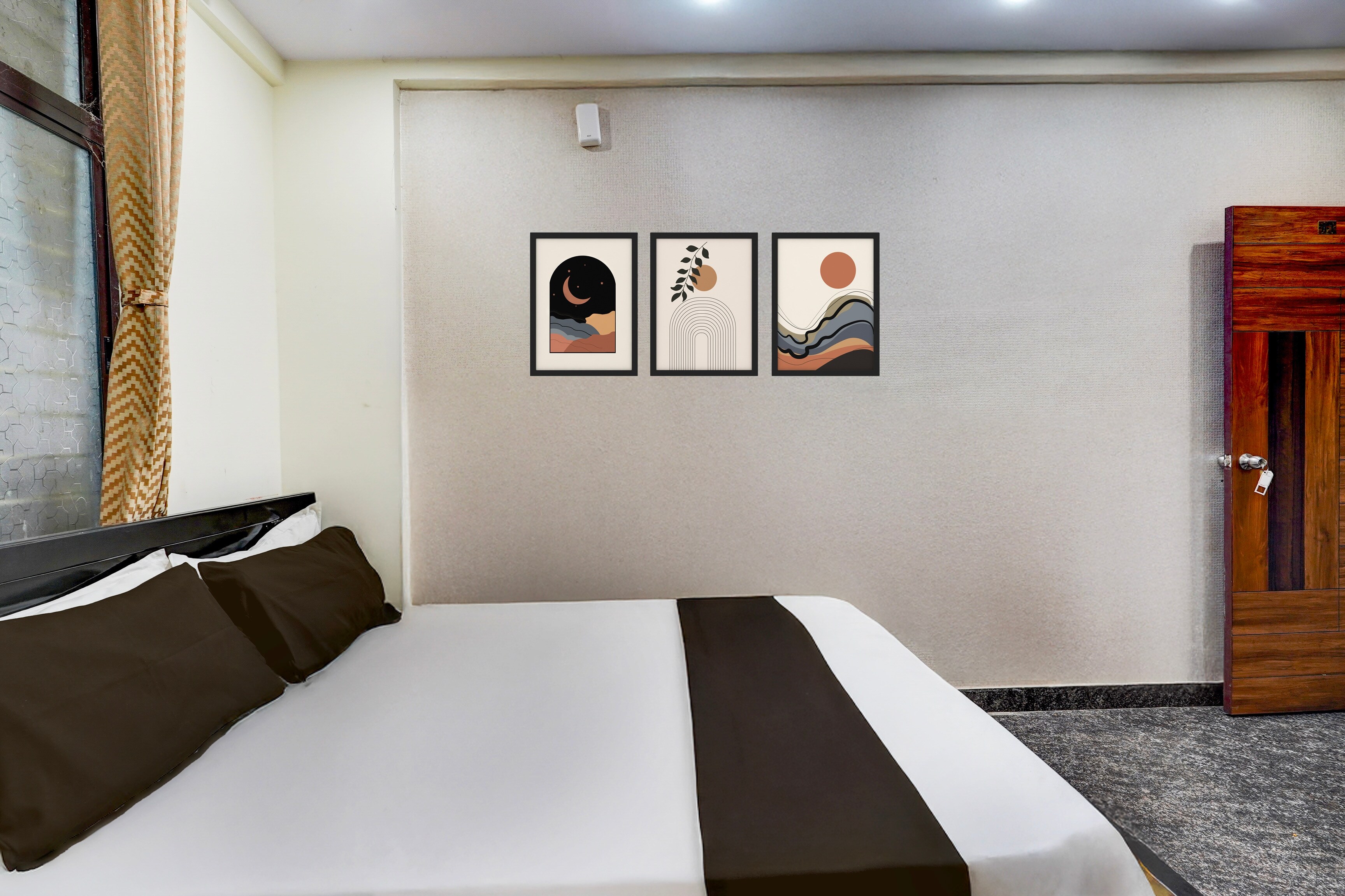 Hotel O Bangalore Residency - Tap to explore photos