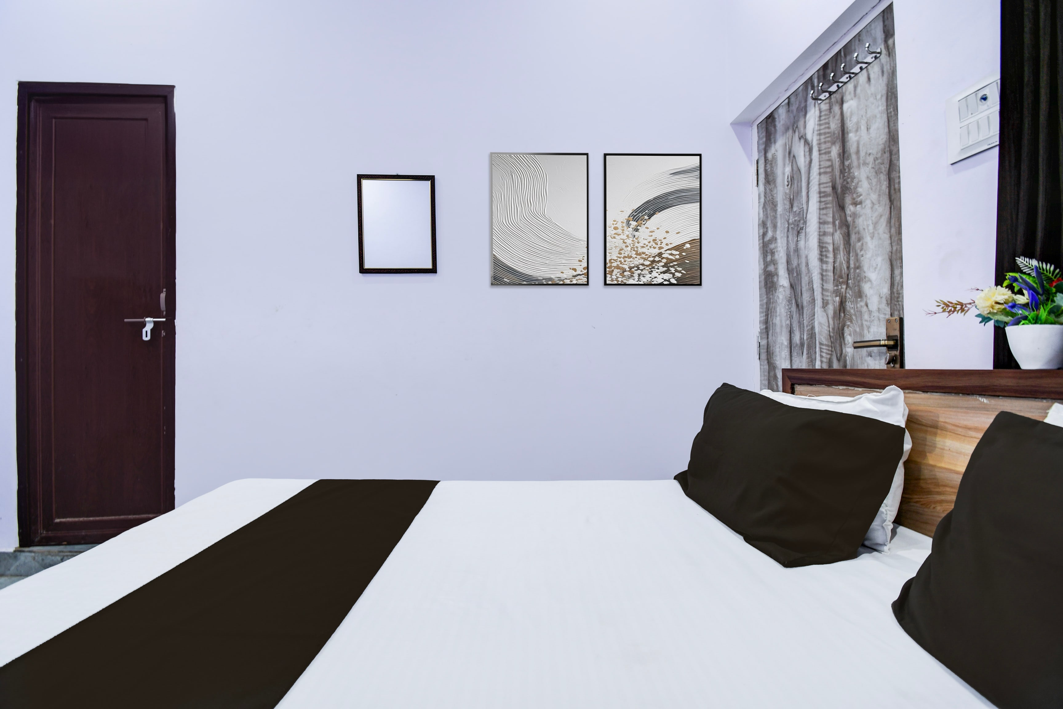 SPOT ON Hotel Shree Rudraksh - Tap to explore photos