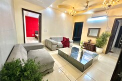 3 BHK entire floor on main road