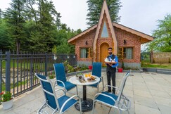 StayVista at Apple @ Swiss Chalet - Tangmarg 