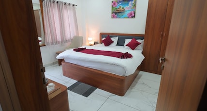 RAMA GRAND PALACE Room Type - Deluxe room with Balcony RAMA GRAND PALACE Room Type - Deluxe room with Balcony