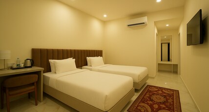 Veerdency Luxury Resort Room Type - Deluxe Twin Bed Garden view or Courtyard view (First Floor)