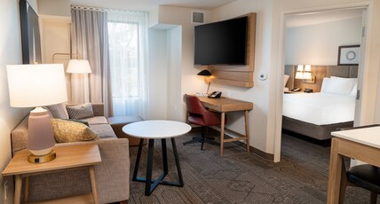 Staybridge Suites TEMECULA - WINE COUNTRY, an IHG hotel Room Type - 1 King 2 Queen 2 Bedroom Suite Sofa Bed Staybridge Suites TEMECULA - WINE COUNTRY, an IHG hotel Room Type - 1 King 2 Queen 2 Bedroom Suite Sofa Bed