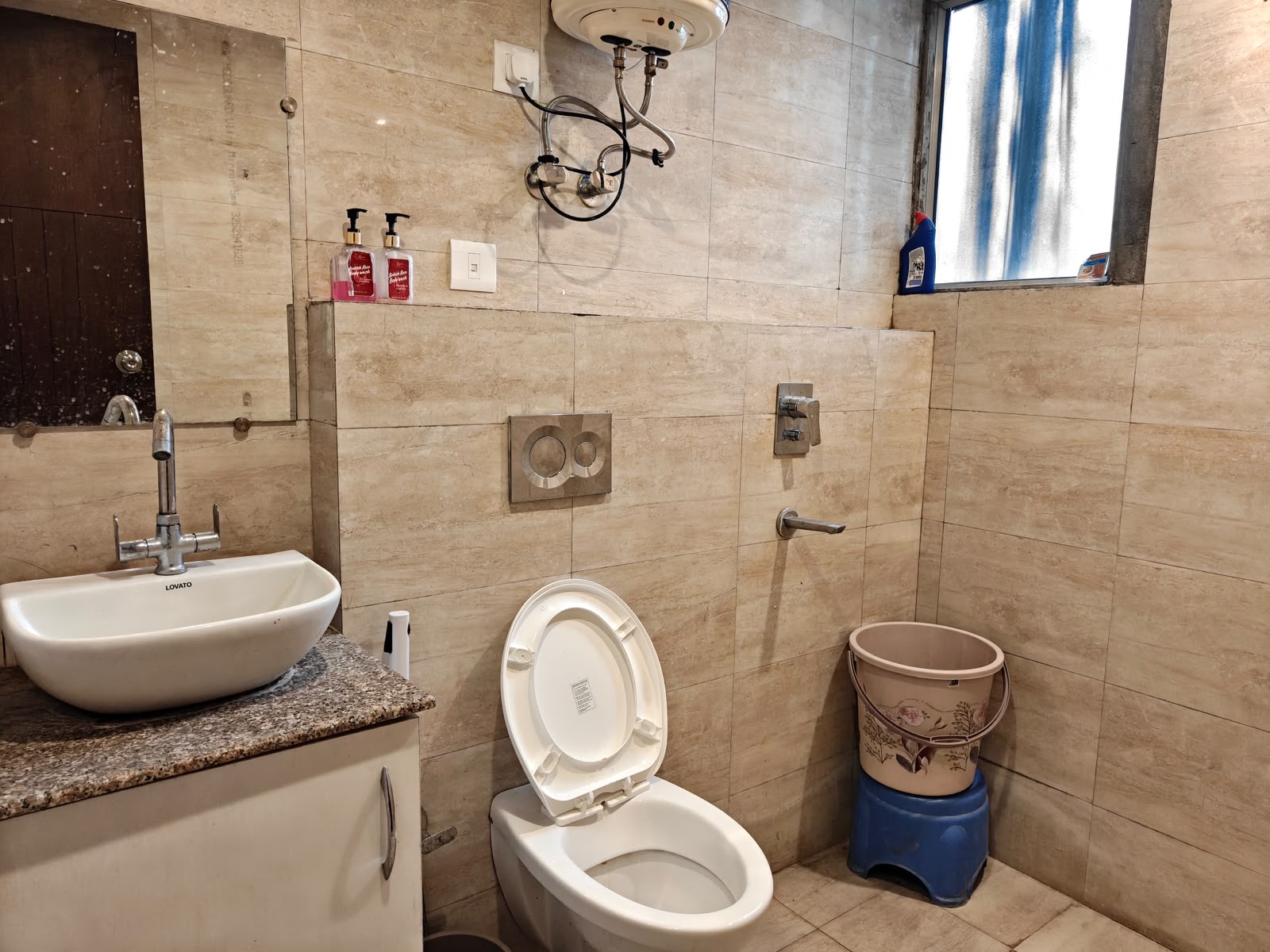 Premium Studio Apartment in Vasundhara, Ghaziabad | Sheron Hotels & Aparts - Tap to explore photos