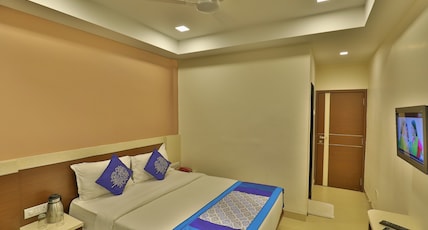 Hotel Dreamland Room Type - Super Deluxe AC Room
