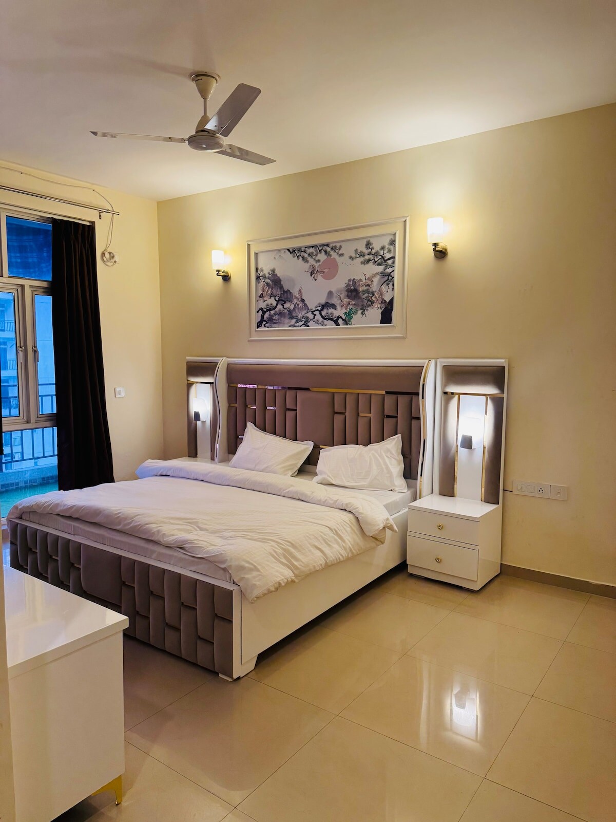 Velvet Vista Stay 3BHK Suite - Tap to explore photos