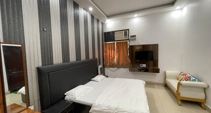 Hotel Swagat Room Type - Deluxe Room