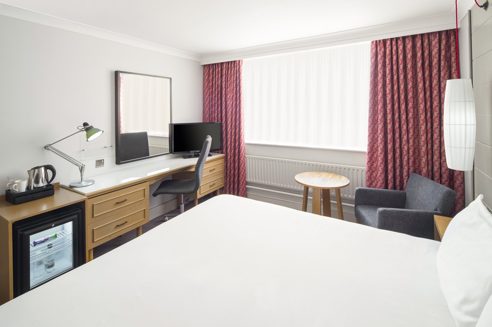 Holiday Inn PETERBOROUGH - WEST - Tap to explore photos
