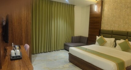 WORMWOOD SYNERGY VARANASI Room Type - Deluxe Room