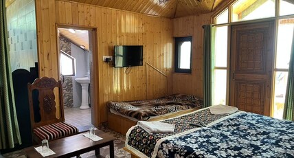 Behtereen Resort Room Type - Deluxe Triple Room With Mountain View Behtereen Resort Room Type - Deluxe Triple Room With Mountain View
