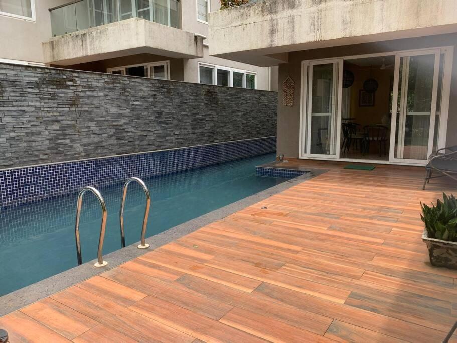 4 BHK Private Pool Luxury Premium Villa in Anjuna - Tap to explore photos