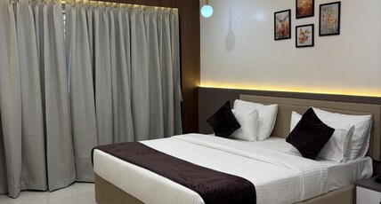 Hotel Krishna Leela Lodging and Boarding Room Type - Deluxe Double Room (2 Adults + 1 Child)