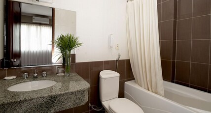 Grand Hotel Vung Tau Room Type - Onebed Room Deluxe Grand Hotel Vung Tau Room Type - Onebed Room Deluxe
