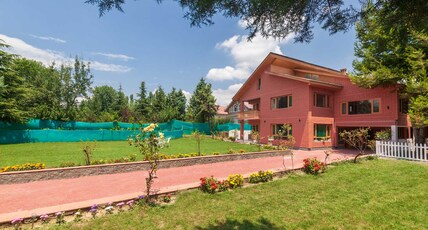 StayVista at Alder @ Pinewood Villa near Srinagar Airport Room Type - StayVista at Alder @ Pinewood Villa
