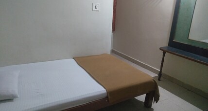 National Deluxe Lodge Room Type - Standard NON AC