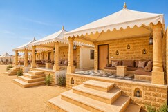 Royal Empire Camp & Resort