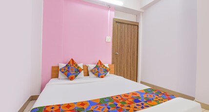 FabHotel Swapanpurti Sai Avenue Room Type - Deluxe Room