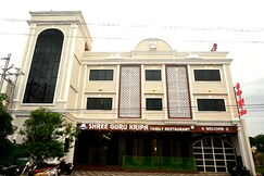 Shri Gurukripa Family Restaurant