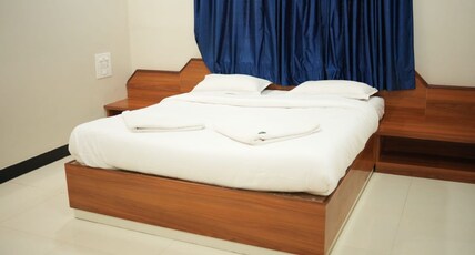 New Natraj Executive Room Type - Deluxe Room Ac