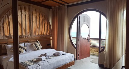 The Himalayan Hobbit House Room Type - Rivendell