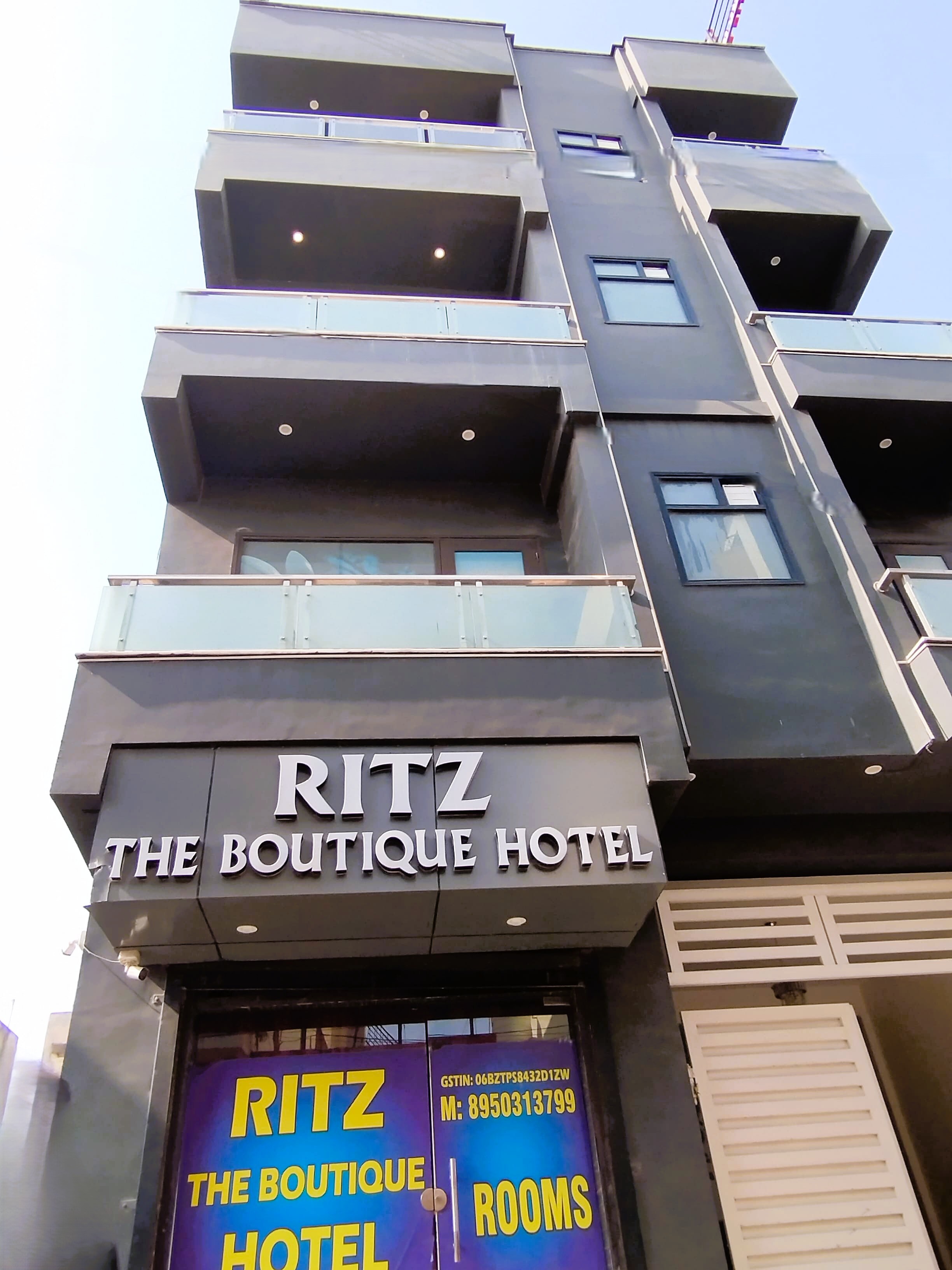 Ritz The Boutique Hotel - Tap to explore photos