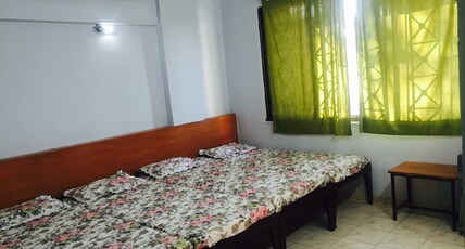 Sairatna Hotel Room Type - FAMILY 4 BED NON-A.C ROOM