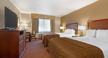 Best Western Plus Concord Inn Room Type - Suite - 1 King 2 Queen Beds, Non-Smoking, High Speed Internet Access, Two Bedrooms, Microwave And Re Best Western Plus Concord Inn Room Type - Suite - 1 King 2 Queen Beds, Non-Smoking, High Speed Internet Access, Two Bedrooms, Microwave And Re