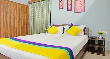 Itsy Hotels Sidhartha Residency Room Type - Standard Room