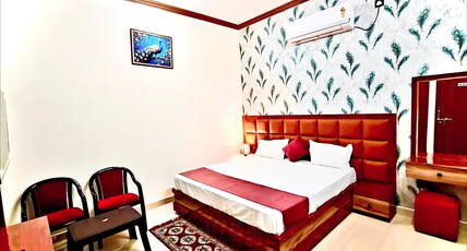 Shree kashi Aatithyam P Guest House Room Type - Deluxe rooms