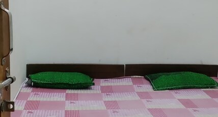 Hotel Maniraj Guest house Room Type - Bedroom 6