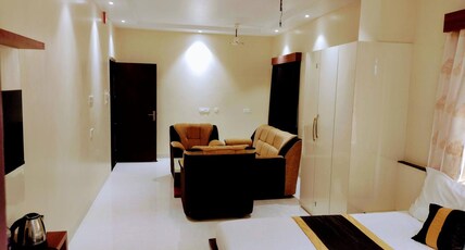Hotel V Grand Inn Kavali Room Type - Spacious Suite Room