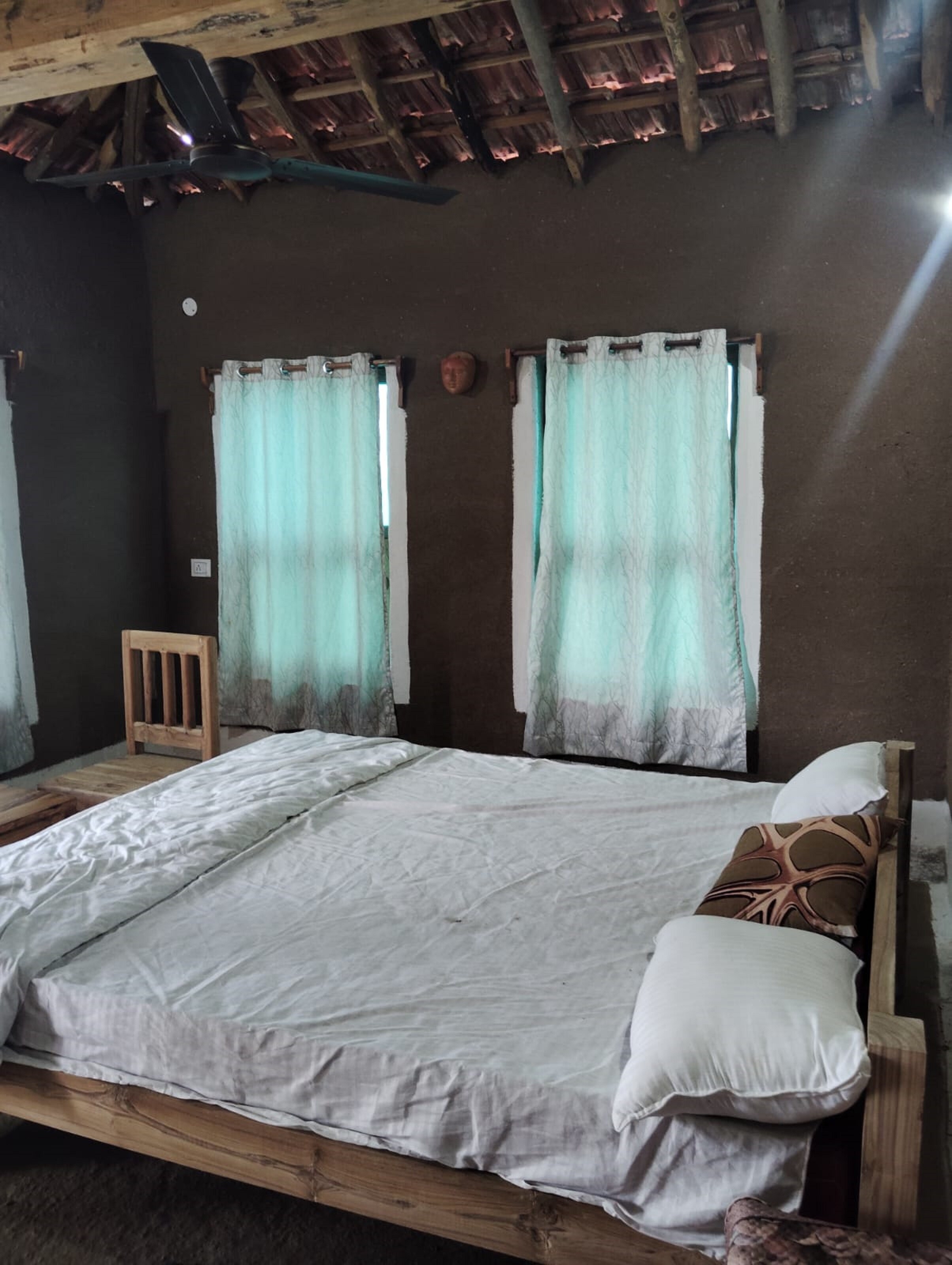 Vision Homestay - Tap to explore photos