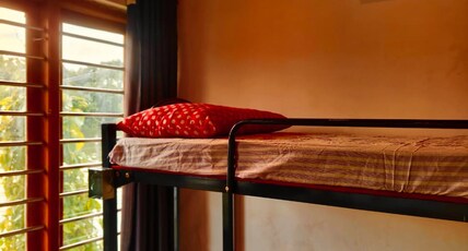 Louis Backpackers Lake view Hostel Room Type - 1 Single Bed in a Ac Mixed Dorm