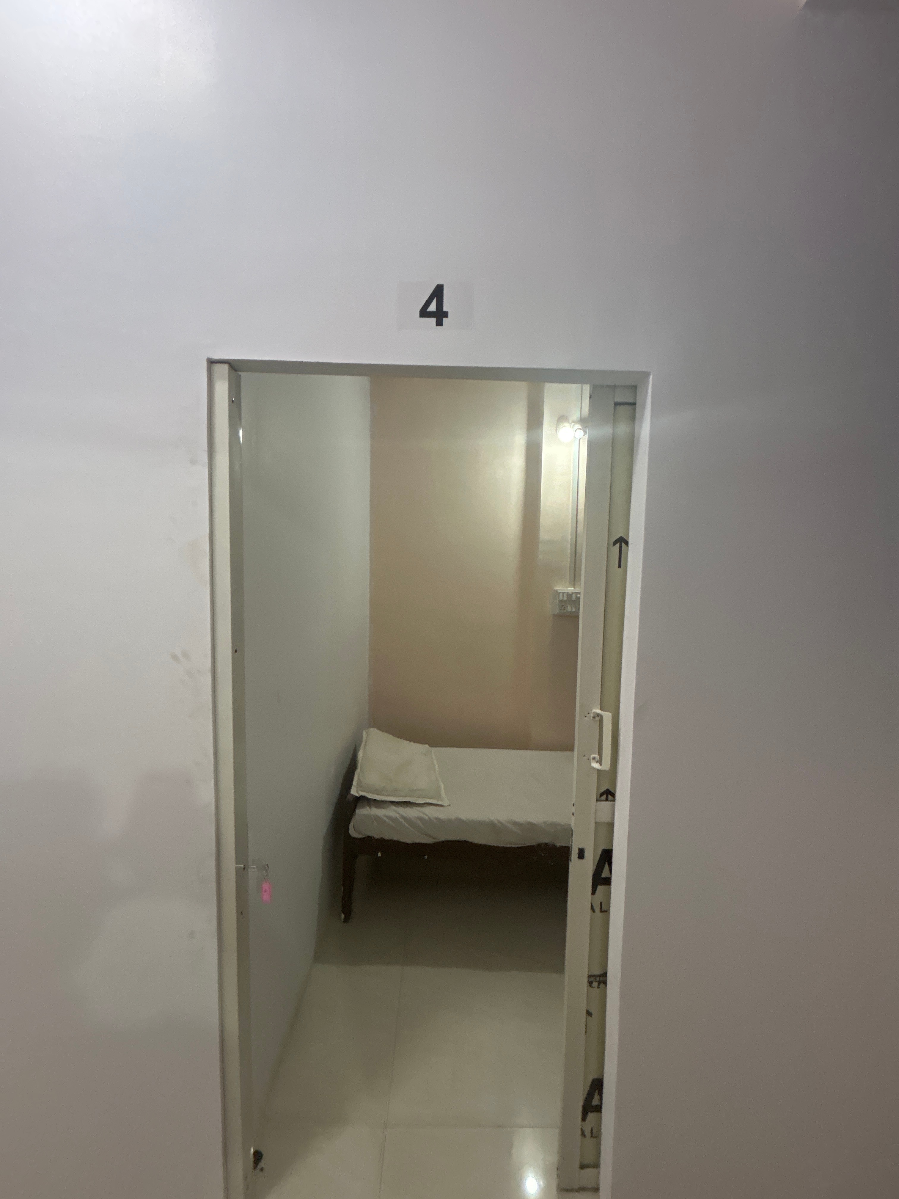 Sagar guest house - Tap to explore photos