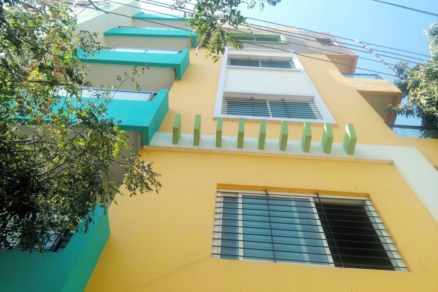 Hotel Manorath - Tap to explore photos